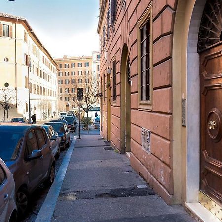 Boutique Domus Trastevere Bertani Rome Bagian luar foto